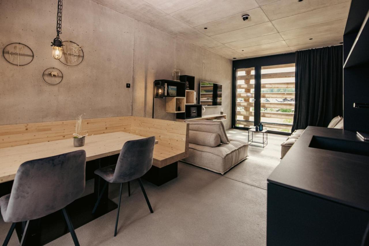 Bretterhotel Hofstetten bei Brienz Exteriör bild